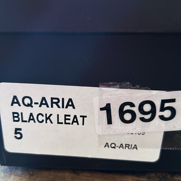 Aqua Aria Leather Combat Boots Rhinestone Trim Lace Up NEW Size 5 - Picture 11 of 11